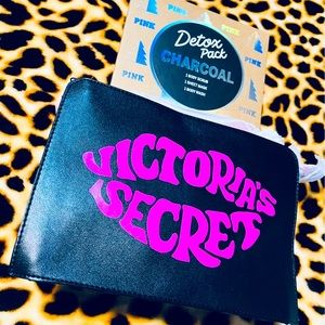 Victoria's Secret Accessory Bag / Self Care Set ❤️🖤❤️🖤❤️🖤 NEW 🖤❤️🖤❤️🖤❤️